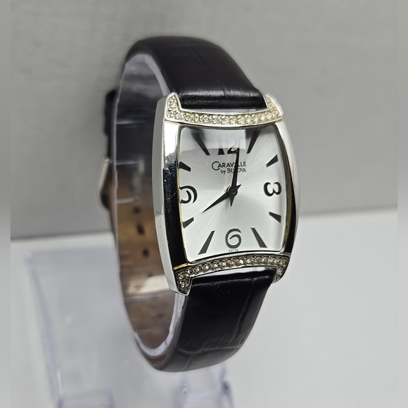 Caravelle by Bulova Womens Watch Diamond Bezel Leather Strap New Battery - Picture 3 of 11
